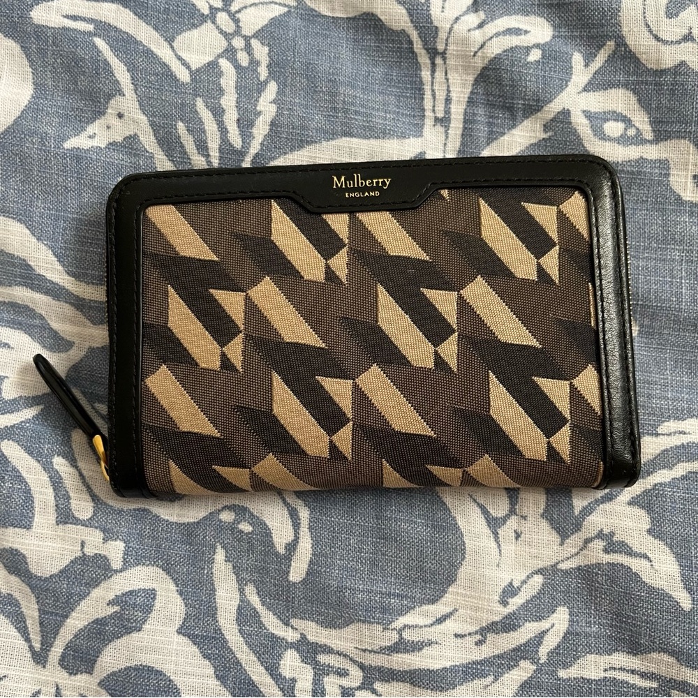 Mulberry M Zip Geometric Pattern Medium Wallet - image 1